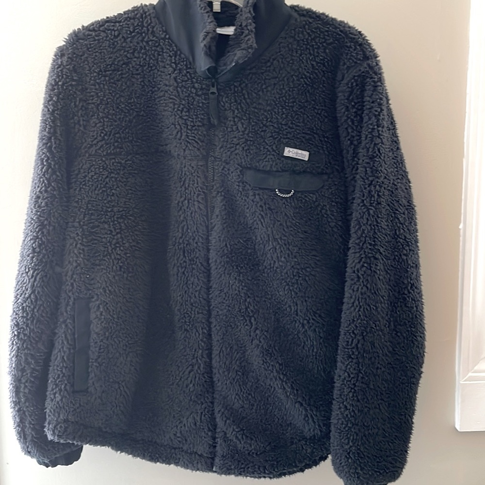 Columbia ladies large fluffy jacket.